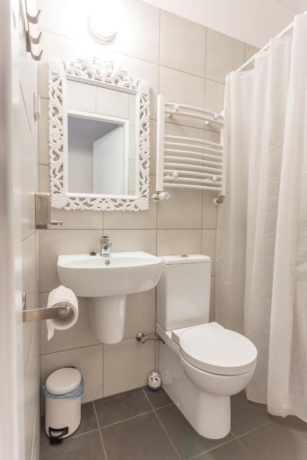 Babel Hostel, Dworzec Pkp, Rynek Wroclaw Ngoại thất bức ảnh