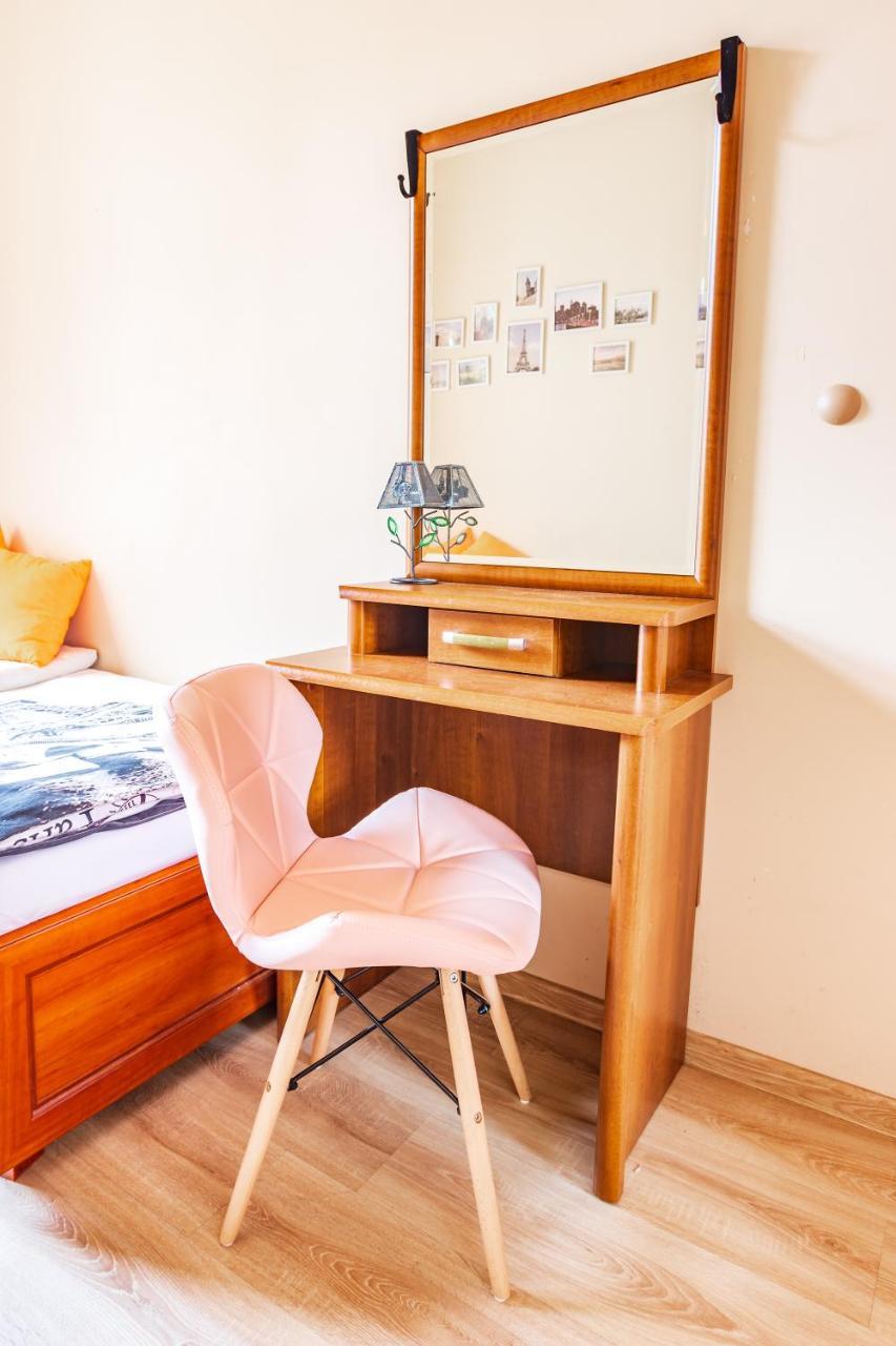 Babel Hostel, Dworzec Pkp, Rynek Wroclaw Ngoại thất bức ảnh