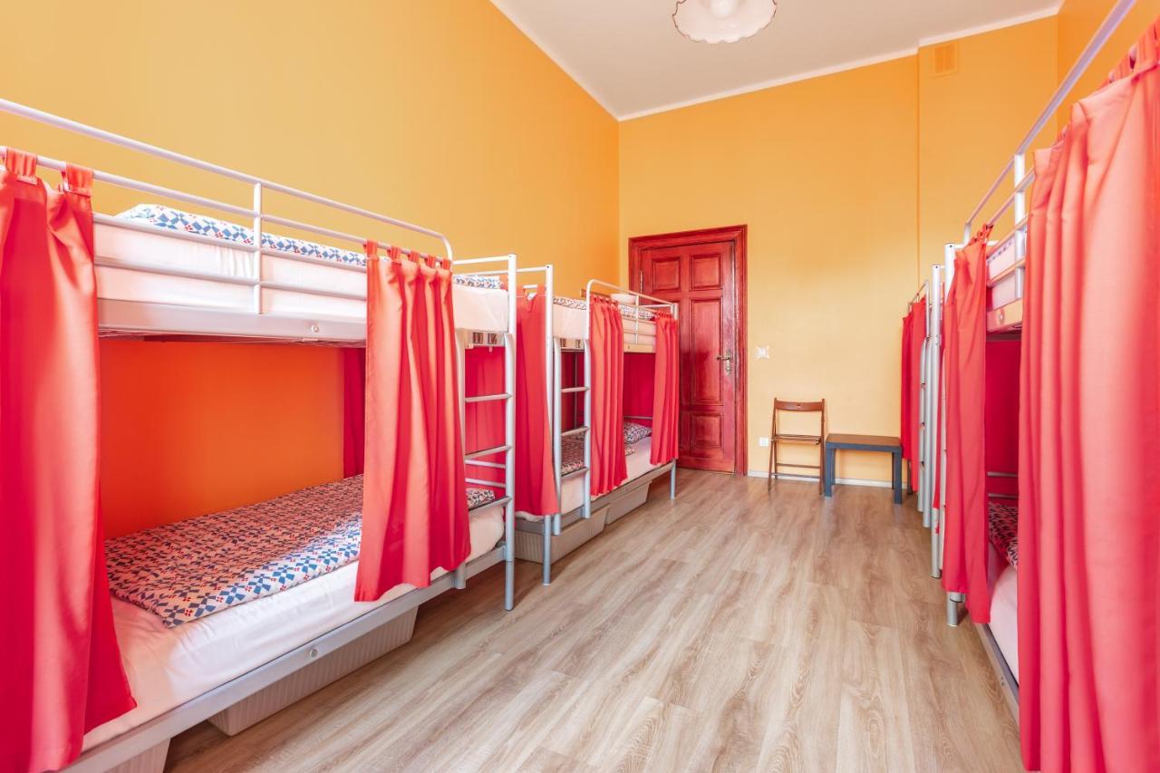 Babel Hostel, Dworzec Pkp, Rynek Wroclaw Ngoại thất bức ảnh