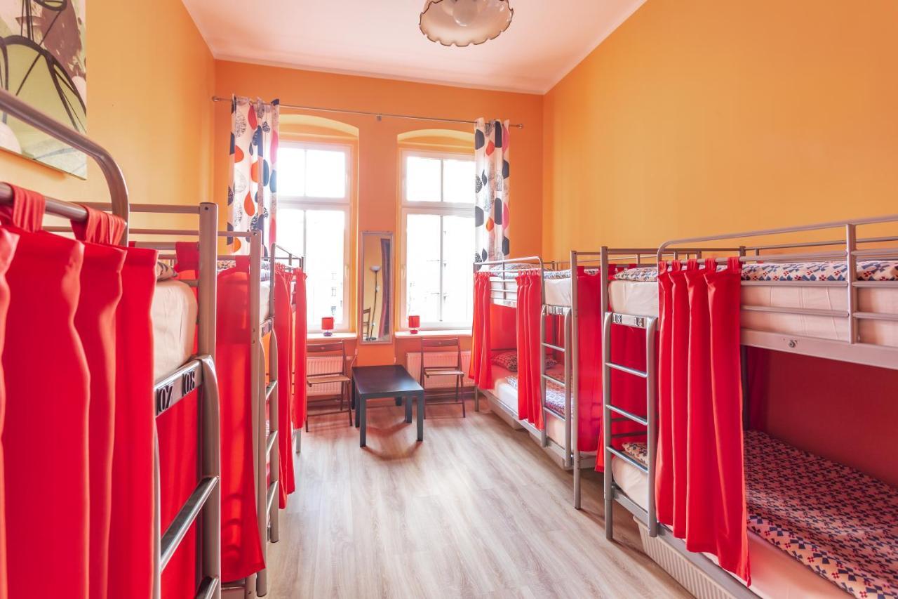 Babel Hostel, Dworzec Pkp, Rynek Wroclaw Ngoại thất bức ảnh
