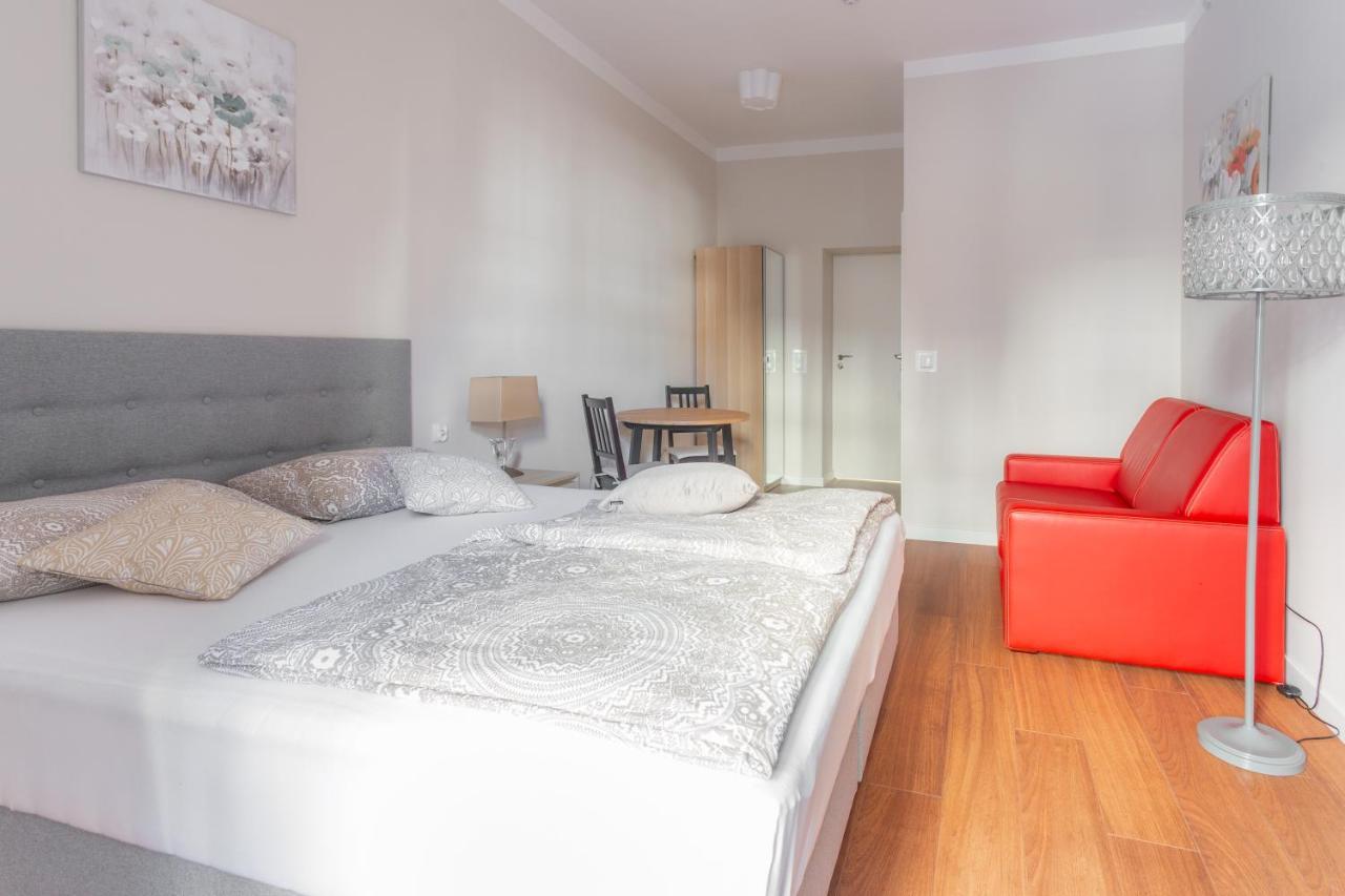 Babel Hostel, Dworzec Pkp, Rynek Wroclaw Ngoại thất bức ảnh