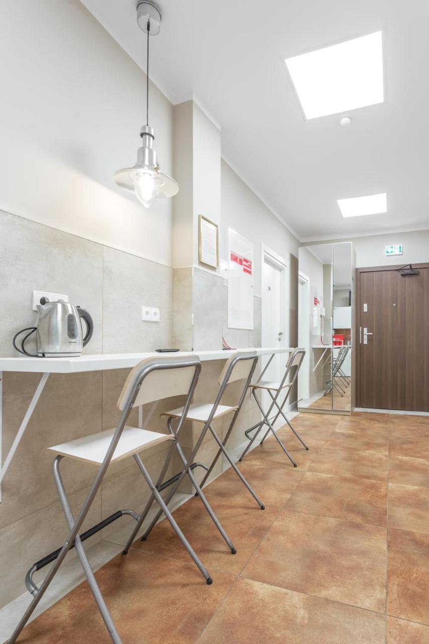 Babel Hostel, Dworzec Pkp, Rynek Wroclaw Ngoại thất bức ảnh